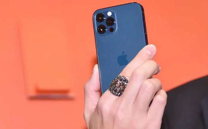 彭山苹果手机维修分享iPhone12系列重启方法教程 